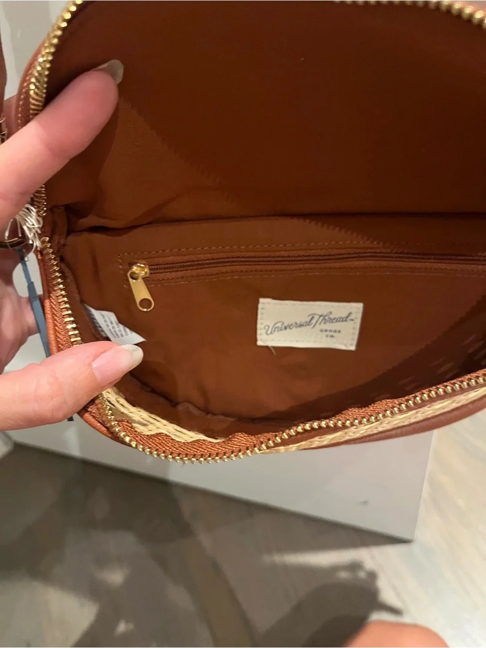Universal Thread Tan Woven Crossbody Bag